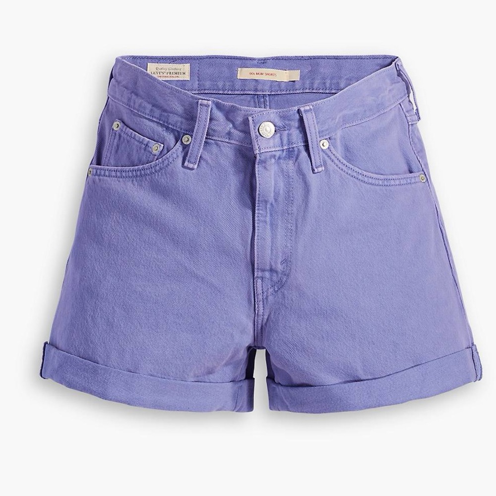 Levi’s ‘80s Rolled Mom Shorts in Size Small & “Dusty Persian Violet” Colorway